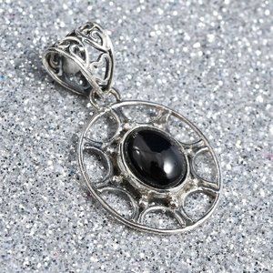 Had Crafted Thai Black Spinel Pendent
